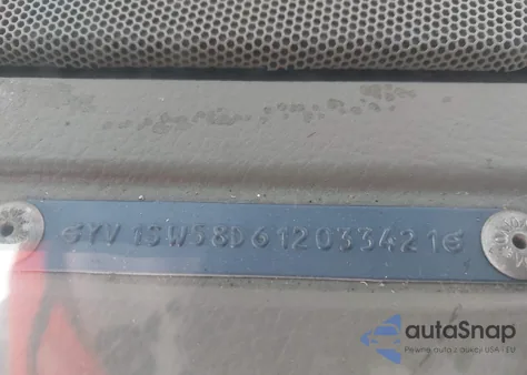 2001 Volvo V70 2.4T z USA, uszkodzony, nr VIN YV1SW58D612033421